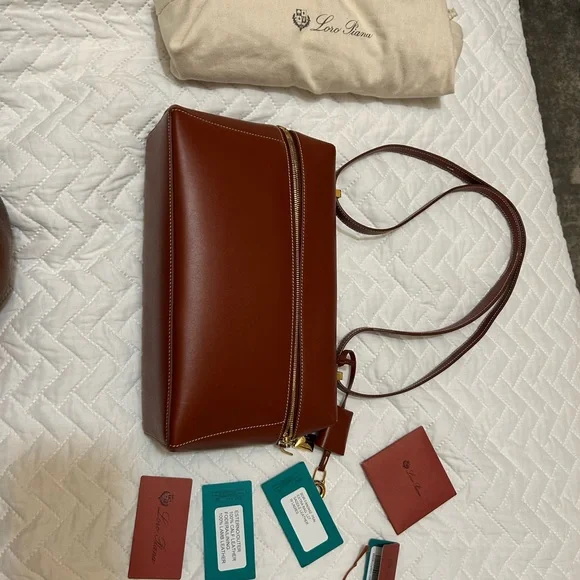 Loro Piana Brown calfskin l27 with Gold Accents - Picture 2 of 5